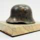 Wehrmacht: Stahlhelm Schreibtischdekoration. - Foto 1