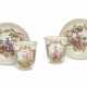 A PAIR OF DOCCIA PORCELAIN CHINOISERIE BEAKERS AND SAUCERS - Foto 1