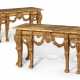 A PAIR OF GEORGE II GILTWOOD SIDE TABLES - Foto 1