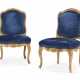 A PAIR OF LOUIS XV GILTWOOD CHAISES - Foto 1