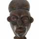 Maske der Bamileke Kamerun, Holz geschnitzt, das M… - Foto 1