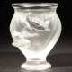 Lalique, René Ay 1860 - 1945 Paris. ''Kleine Vase… - фото 1