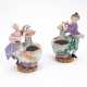 TWO SMALL PORCELAIN BONBONNIERES WITH THE ALLEGORIES SUMMER AND WINTER - photo 1