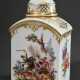 Meissen Teedose mit polychromer Malerei „Reiterszenen“ und ornamentaler Goldstaffage, 20.Jh., Modellnr.: (...)801, Malernr.: 80, H. 14cm - photo 1