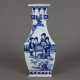 Dreieck-Vase - China, allseits dekoriert in Unterg… - photo 1