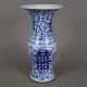 Blau-weiße Balustervase - China, ausgehende Qing-D… - Foto 1