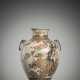 Satsuma-Vase mit Henkeln und Dekor von Pflaumenblüten - Foto 1