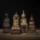 Vier Skulpturen des sitzenden Buddha aus Bronze und Holz - Foto 1