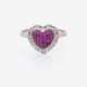 Herzförmiger Fingerring mit Rubinen und Diamant-Brillanten - photo 1