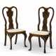 THE WISTAR FAMILY PAIR OF QUEEN ANNE CARVED WALNUT SIDE CHAIRS - Foto 1