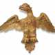A CLASSICAL CARVED GILTWOOD EAGLE - фото 1