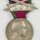 Sachsen Coburg Gotha: Sachsen Ernestinischer Hausorden, Carl Eduard, Silberne Medaille mit Schwerter und Datumsspange 1914/6. - Foto 1