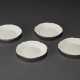 A GROUP OF FOUR SMALL DING FLORIFORM DISHES - фото 1