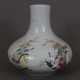 Famille rose-Porzellanvase - China 20. Jh., gedrückte Flasch… - photo 1