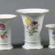 3 Trichtervasen mit Blumendekor Meissen, nach 1934, Porzella… - photo 1
