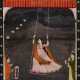 A PAINTING OF A LADY ON A HINDOLA - Foto 1