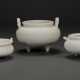 THREE SMALL DEHUA TRIPOD CENSERS - photo 1