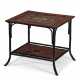 A LACQUER INSET GILT, BLACK AND RED PAINTED TWO-TIER SIDE TABLE - Foto 1