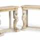 A PAIR OF FAUX-MARBLE PAINTED SCAGLIOLA AND COMPOSITION CONSOLE TABLES - Foto 1