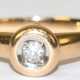 Ring, 585er GG, Christ, besetzt mit 1 Brillanten von 0,10 ct. (punziert), ges. 3,59 g, RG 52 - photo 1