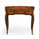A LOUIS XV ORMOLU-MOUNTED TULIPWOOD, BOIS SATINE AND AMARANTH MARQUETRY TABLE A ECRIRE - Foto 1