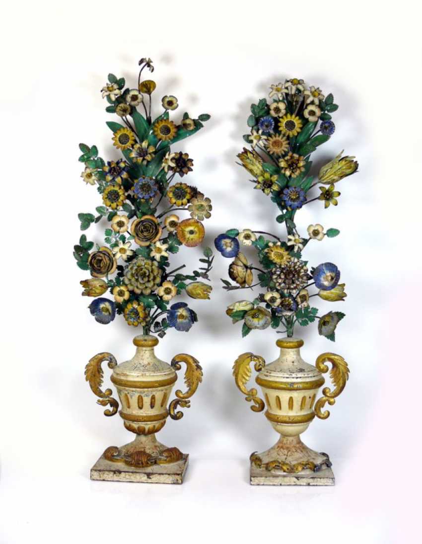 Altar Decorations Vases Auction Catalog Art And Antiques From