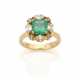 Octagonal ct. 2.00 circa emerald, marquise and round diamond yellow gold ring, diamonds in all ct. 1.00 circa, g 6.91 circa size 16/65. - Foto 1