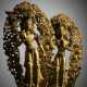 Paar feuervergoldete Bronzefiguren von Padmapani und Vajrapani - Foto 1