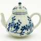 CHINESE BLUE-WHITE PORCELAIN TEA-POT - фото 1