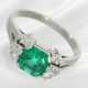 Ring: very fine emerald/brilliant-cut diamond ring… - photo 1