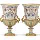 A PAIR OF ORMOLU-MOUNTED VIENNA (SORGENTHAL) PORCELAIN LARGE CAMPANA VASES - Foto 1