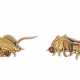 A PAIR OF GILT-METAL 'CRICKETS' MENUKI - Foto 1