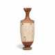 AN ATTIC OUTLINE WHITE-GROUND LEKYTHOS - Foto 1