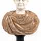 Büste eines Herren der Antike, auf rundem Sockel, mehrfarbiger Marmor, Ges.-H. 30 cm - photo 1
