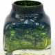 Vase, Randsfjordglas, Norwegen, gekantete Form, hellgrünes Glas innen mit grünen und blauen Einschlüssen, H. 9 cm - фото 1