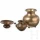 Gravierte Kanne, Lavabo und Lota-Vase aus Messing, Persien/Indien, 18./19. Jhdt. - Foto 1