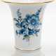 Meissen-Vase, Trompetenform, Blaue Blume mit Goldgräsern und Goldrändern, 1. Wahl, H. 16 cm - Foto 1