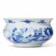 A BLUE AND WHITE BOMB&#201; `LANDSCAPE` CENSER - Foto 1