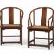 A PAIR OF HONGMU CONTINUOUS HORSESHOE-BACK ARMCHAIRS - фото 1