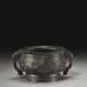 A LARGE AND FINELY CAST BRONZE RITUAL FOOD VESSEL, GUI - фото 1