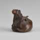 A CARVED WOOD NETSUKE OF A HORSE AND RAT - фото 1