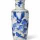 A BLUE AND WHITE ROULEAU VASE - Foto 1