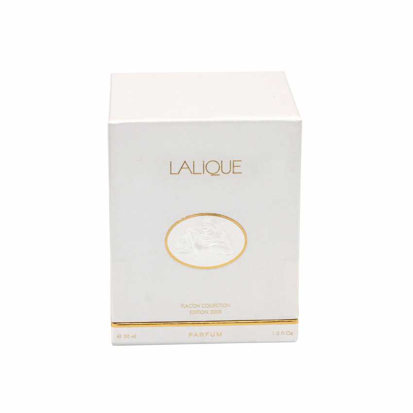 perfume aphrodite lalique