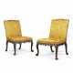 A PAIR OF GEORGE III MAHOGANY SIDE CHAIRS - Foto 1