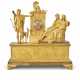 AN EMPIRE ORMOLU MANTEL CLOCK - Foto 1