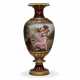 A LARGE BERLIN (OUTSIDE-DECORATED) PORCELAIN 'VIENNA STYLE' IRIDESCENT CLARET GROUND 'JEWELED' VASE, 'FRÜLINGSREIGEN' - Foto 1