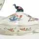 Meissen. PORCELAIN SUGAR BOWL WITH CRANES AND HANDLE IN THE SHAPE OF A SWINHOE'S PHEASANT - photo 1