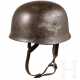 Stahlhelm M 38 für Fallschirmschützen mit einem Abzeichen - photo 1