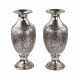 A pair of amphora-shaped Persian silver vases. - Foto 1