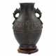 Bronze Jug for wine Hu, with Jinwen signs. China. - Foto 1